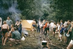 1966-Essenausgabe im Zeltlager an der Wied